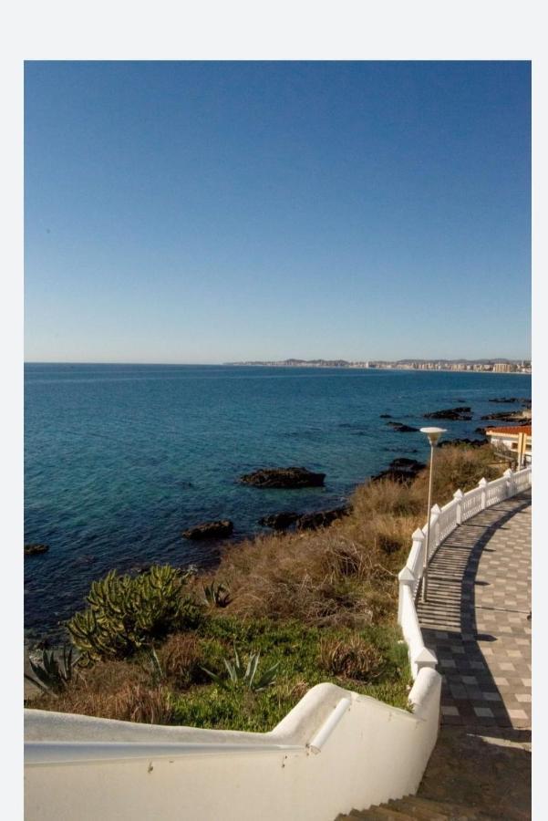 Espectacular Apartamento En Primera Linea De Playa Benalmadena Luaran gambar